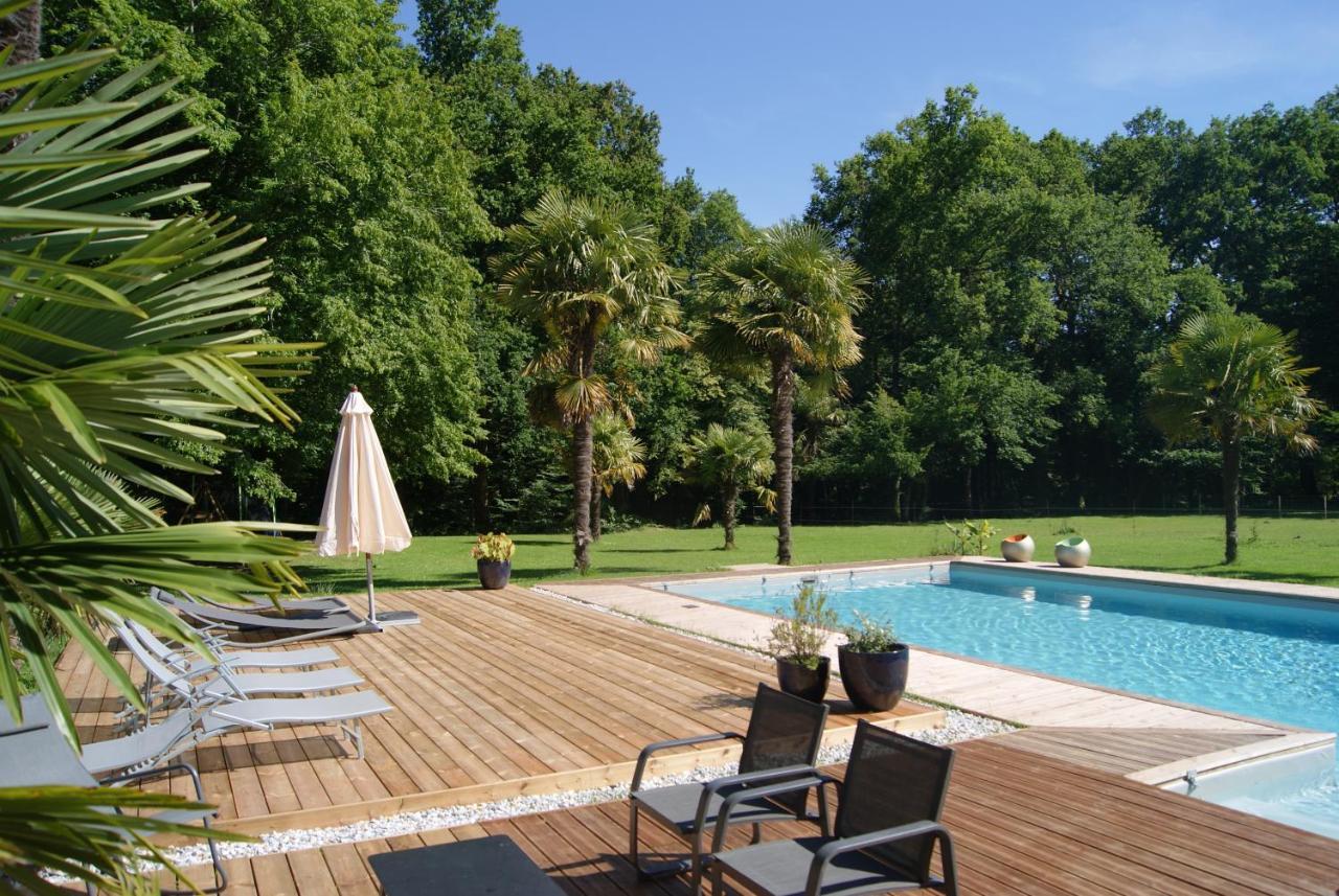Chateau Saint Martin B&B Pouillon Exterior photo