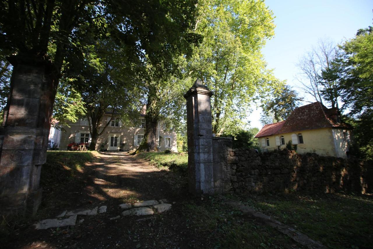 Chateau Saint Martin B&B Pouillon Exterior photo